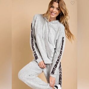 Kori Gray Loungewear Set. Size Medium